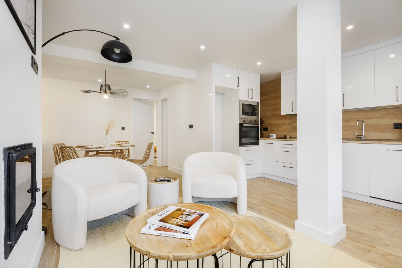 Salón integrado con cocina